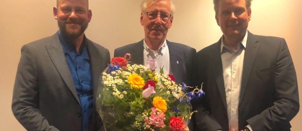 teken van erkenning Klaas de Vries kopie.jpeg