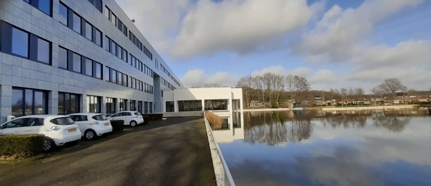 gebouw1.jpg